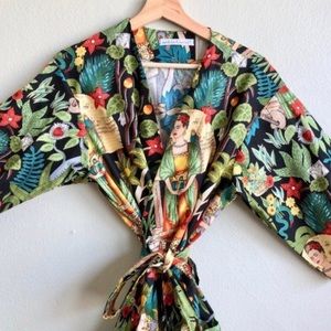 Jackets & Coats - Frida Khalo Print Kimono Jackets & Coats - Frida Khalo Print Kimono